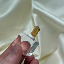 Load image into Gallery viewer, Beautiful Terminated Imperial Topaz Crystal B
