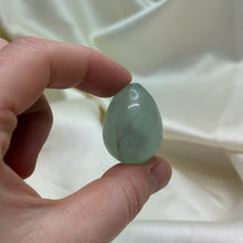 Load image into Gallery viewer, Fluorite Egg D

