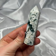 Load image into Gallery viewer, Tree Agate Tower

