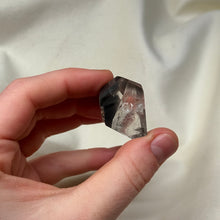 Load image into Gallery viewer, Blue Tara Quartz Freeform B
