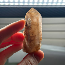 Load image into Gallery viewer, Breathtaking Rutilated Quartz Point
