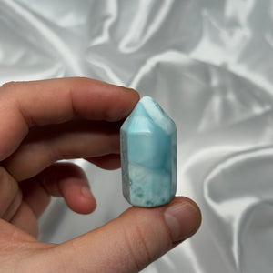 High Quality Larimar Tower B