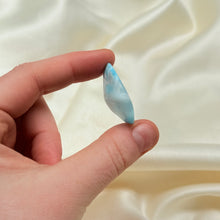 Load image into Gallery viewer, Top Quality Larimar Tumble with Amazing Chatoyancy A
