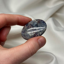 Load image into Gallery viewer, Iolite with Sunstone Palmstone
