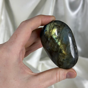 Labradorite Palmstone C