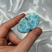 Load image into Gallery viewer, High Quality Larimar Palmstone B
