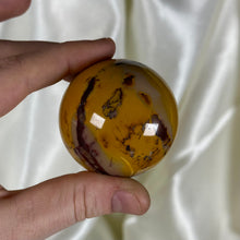 Load image into Gallery viewer, Mookaite Jasper Sphere F
