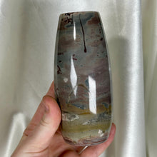 Load image into Gallery viewer, Dendritic Jasper Vase
