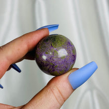 Load image into Gallery viewer, “Atlantisite” Stichtite with Serpentine Sphere
