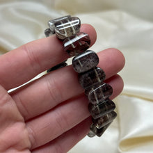 Load image into Gallery viewer, Lodolite Stretch Bracelet B size 6.5

