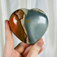 Load image into Gallery viewer, Polychrome Jasper Heart Carving C (14oz)
