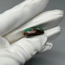 Load image into Gallery viewer, Chrysoprase Cabochon 25.65ct
