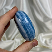 Load image into Gallery viewer, Blue Opal Palmstone E

