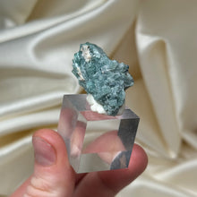 Load image into Gallery viewer, Cotton Candy Blue Brazilian Tourmaline Spray
