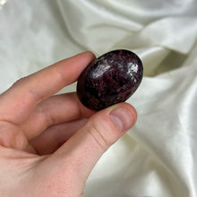 Load image into Gallery viewer, High Quality Garnet Palmstone B
