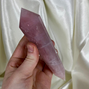 Rose Quartz Vogel A