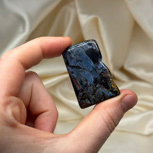 Load image into Gallery viewer, Chatoyant Pietersite Slab D
