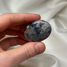 Load image into Gallery viewer, Iolite with Sunstone Palmstone
