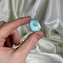 Load image into Gallery viewer, Larimar Tumble E
