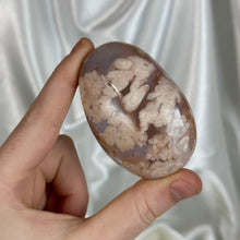 Load image into Gallery viewer, Flower Agate Palmstone B
