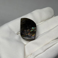 Load image into Gallery viewer, Labradorite Cabochon 55.5ct
