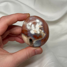 Load image into Gallery viewer, Gothic Carnelian x Orca Agate Palm
