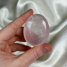 Load image into Gallery viewer, Jelly Rose Quartz Palmstone
