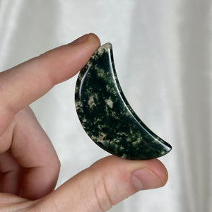 Moss Agate Moon Carving P