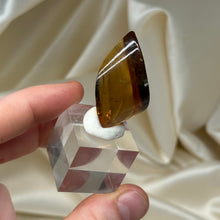Load image into Gallery viewer, Cognac Citrine Carving A
