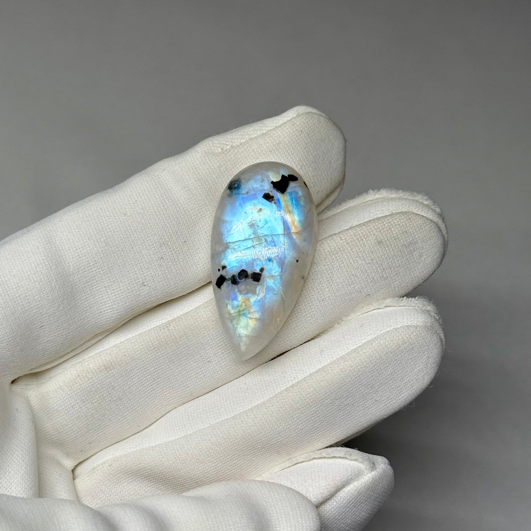 Rainbow Moonstone Cabochon with Tourmaline 31.38ct