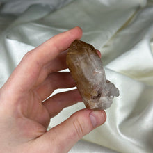 Load image into Gallery viewer, Beautiful Rutilated Quartz Point
