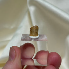 Load image into Gallery viewer, Beautiful Terminated Imperial Topaz Crystal M
