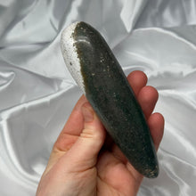 Load image into Gallery viewer, Sea Jasper Wand Carving G
