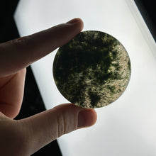 Load image into Gallery viewer, Moss Agate Disc Carving E
