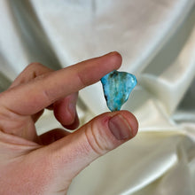 Load image into Gallery viewer, Genuine Mexican Turquoise Specimen G (Stabilized)
