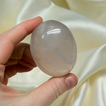 Load image into Gallery viewer, Star Rose Quartz Palmstone A
