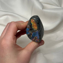 Load image into Gallery viewer, Rainbow Labradorite Freeform
