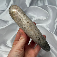 Load image into Gallery viewer, Sea Jasper Wand Carving E
