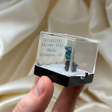 Load image into Gallery viewer, Rosasite Specimen
