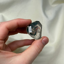 Load image into Gallery viewer, Blue Tara Quartz Freeform B
