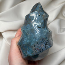Load image into Gallery viewer, 1lb12oz Blue Sea Jasper Flame
