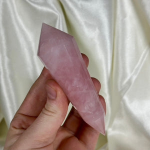 Rose Quartz Vogel D