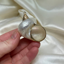 Load image into Gallery viewer, Pearlized Turbo Shell Pendant D

