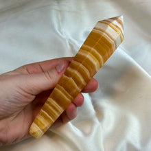 Load image into Gallery viewer, Orange Calcite Wand A
