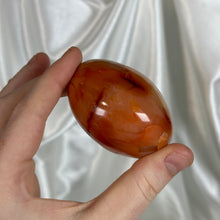 Load image into Gallery viewer, Carnelian Palmstone with Red Dendrites
