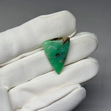 Load image into Gallery viewer, Chrysoprase Cabochon 14.65ct
