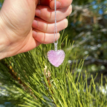 Load image into Gallery viewer, Kunzite x Sterling Silver Heart Necklace
