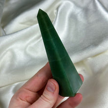 Load image into Gallery viewer, Green Aventurine Tower D (imperfect)
