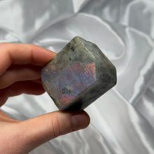 Load image into Gallery viewer, Purple Labradorite Mini Freeform
