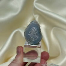 Load image into Gallery viewer, Starry Night Agate Pair from Arizona on Stands
